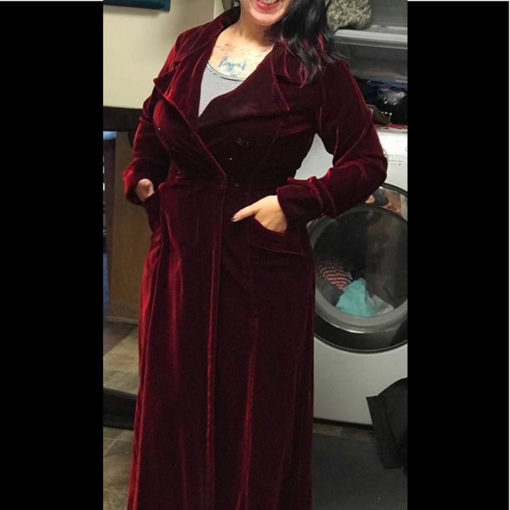 Vintage inspired velvet robe